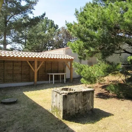 Vila Petrouchka Dans Les Pins