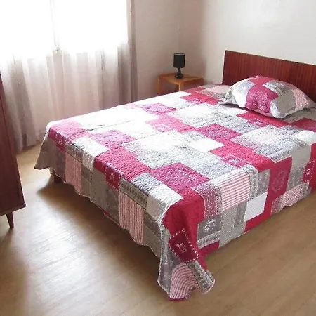 Petrouchka Dans Les Pins *