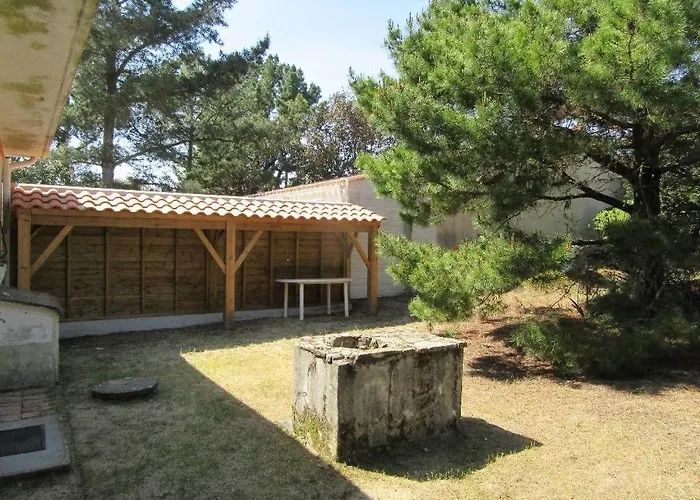 Vila Petrouchka Dans Les Pins