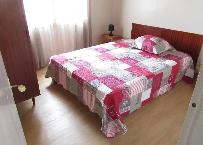 Petrouchka Dans Les Pins *